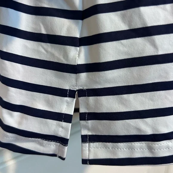 Lands’ End Women's Quarter Zip Long Sleeve Rash Guard Cover-up UPF 50 | L 14-16 - Picture 3 of 16